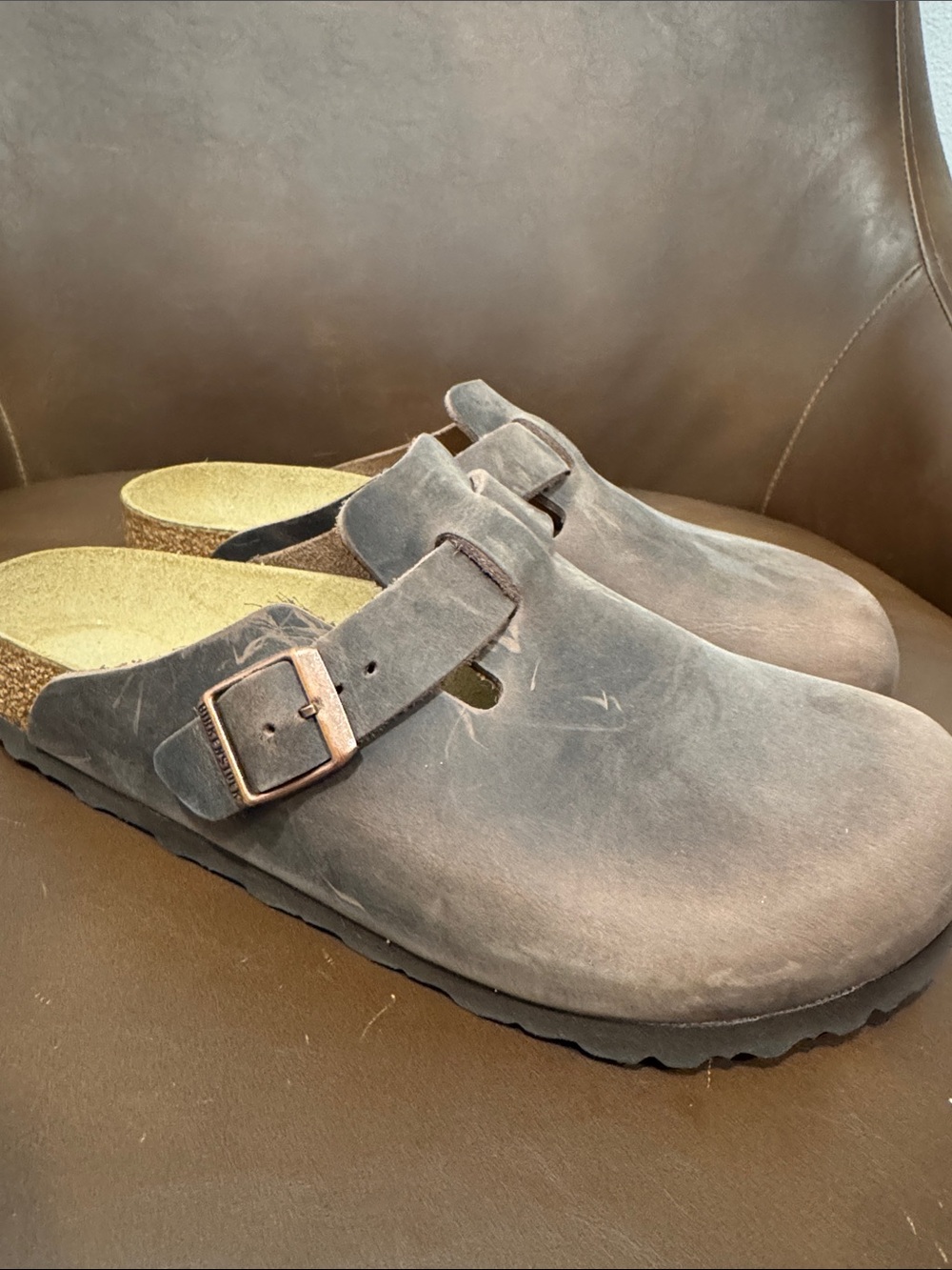 Birkenstock Brown Leather Clogs with Buckle - Picture 4 of 4